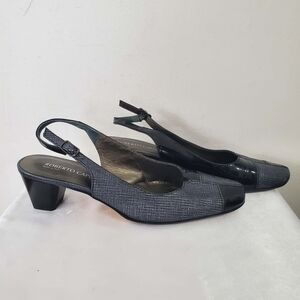 Roberto Capucci Squaretoe Colour Block Shoes